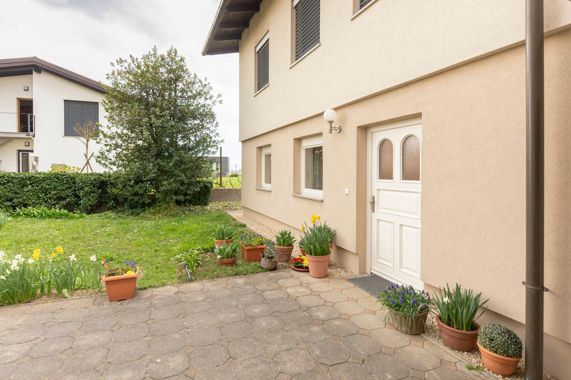 Cozy Garden Flat Apartment Ljubljana Exterior photo
